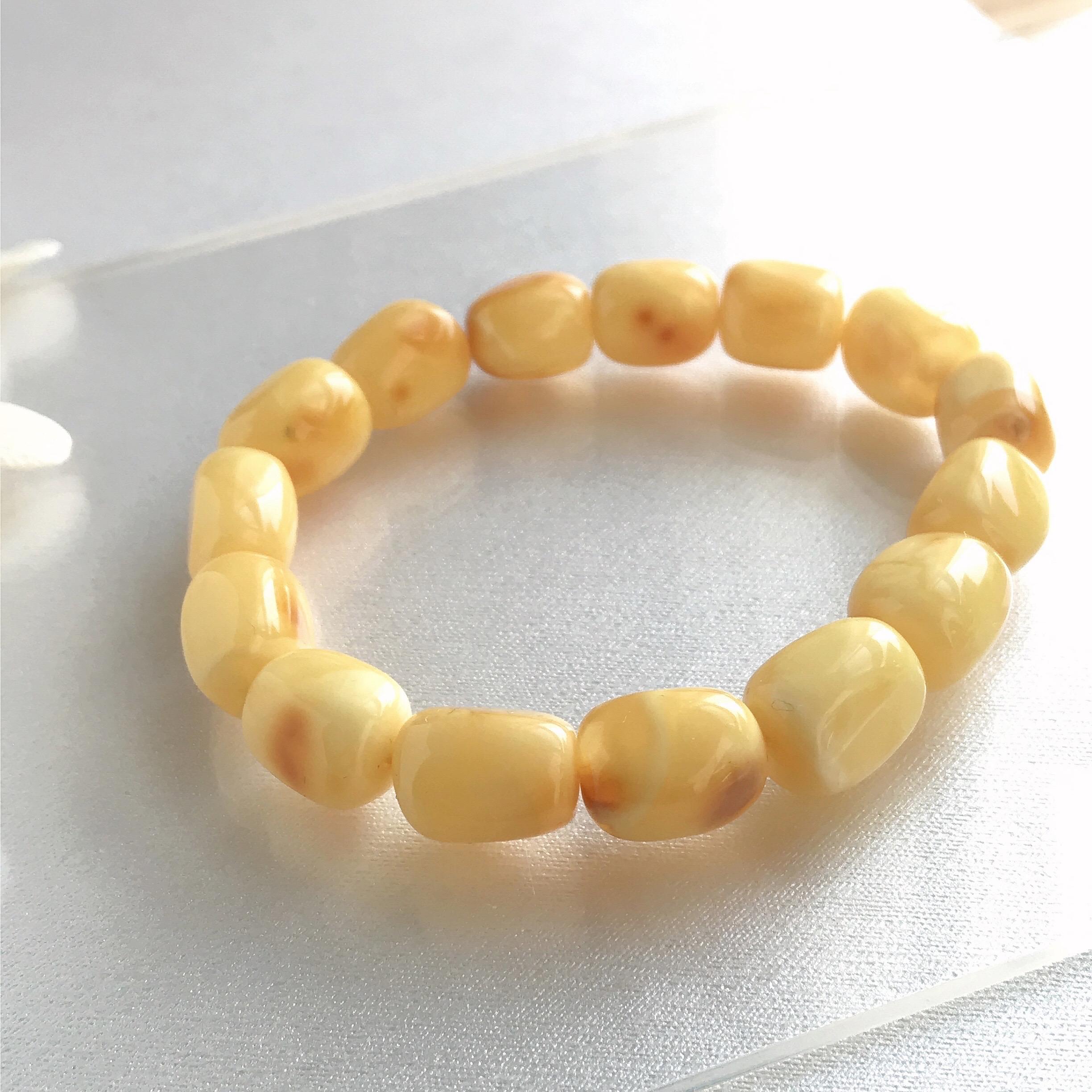 天然蜜蝋ブレスレット 4,316円