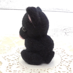 No,970【送料無料】黒ネコのマスコット(羊毛フェルト) 3枚目の画像