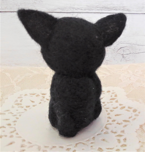 No,970【送料無料】黒ネコのマスコット(羊毛フェルト) 4枚目の画像