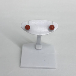 赤珊瑚玉（朱赤色）約4mm小さなぴあす・ポストチタン　R40208 5枚目の画像