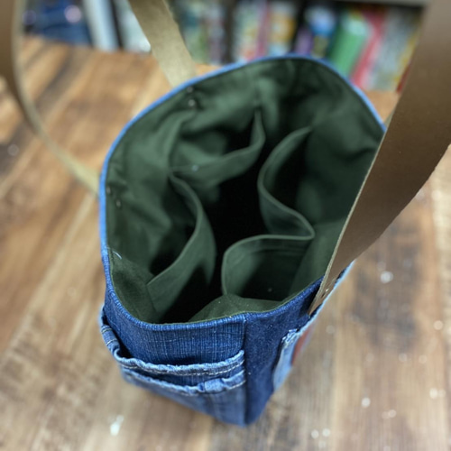 デニムと革のトートバッグ：デニムリメイク×本革持ち手ダークブラウン