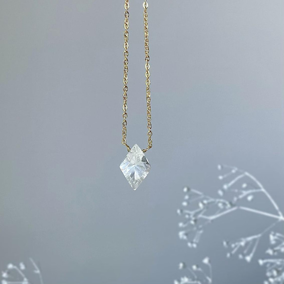 白水晶のダイヤコンケーブカットネックレス -Lucrezia- 9枚目の画像