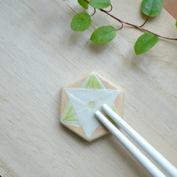 【箸置き】エンレイソウ・六角形のお花（白） 2枚目の画像