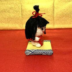 端午の節句金太郎　編みぐるみ(飾り台付き) 5枚目の画像
