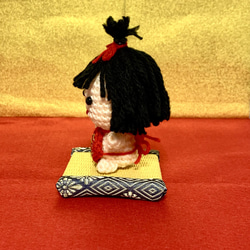 端午の節句金太郎　編みぐるみ(飾り台付き) 6枚目の画像