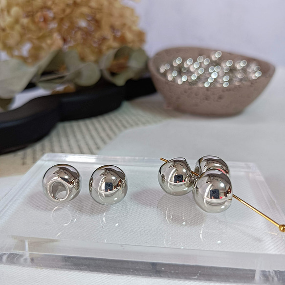 【30個】【10mm 】【シルバー】　鈴丸　 アクリルビーズ　ドロップ　フェイクメタル　 メタルビーズ　AB010-2 2枚目の画像