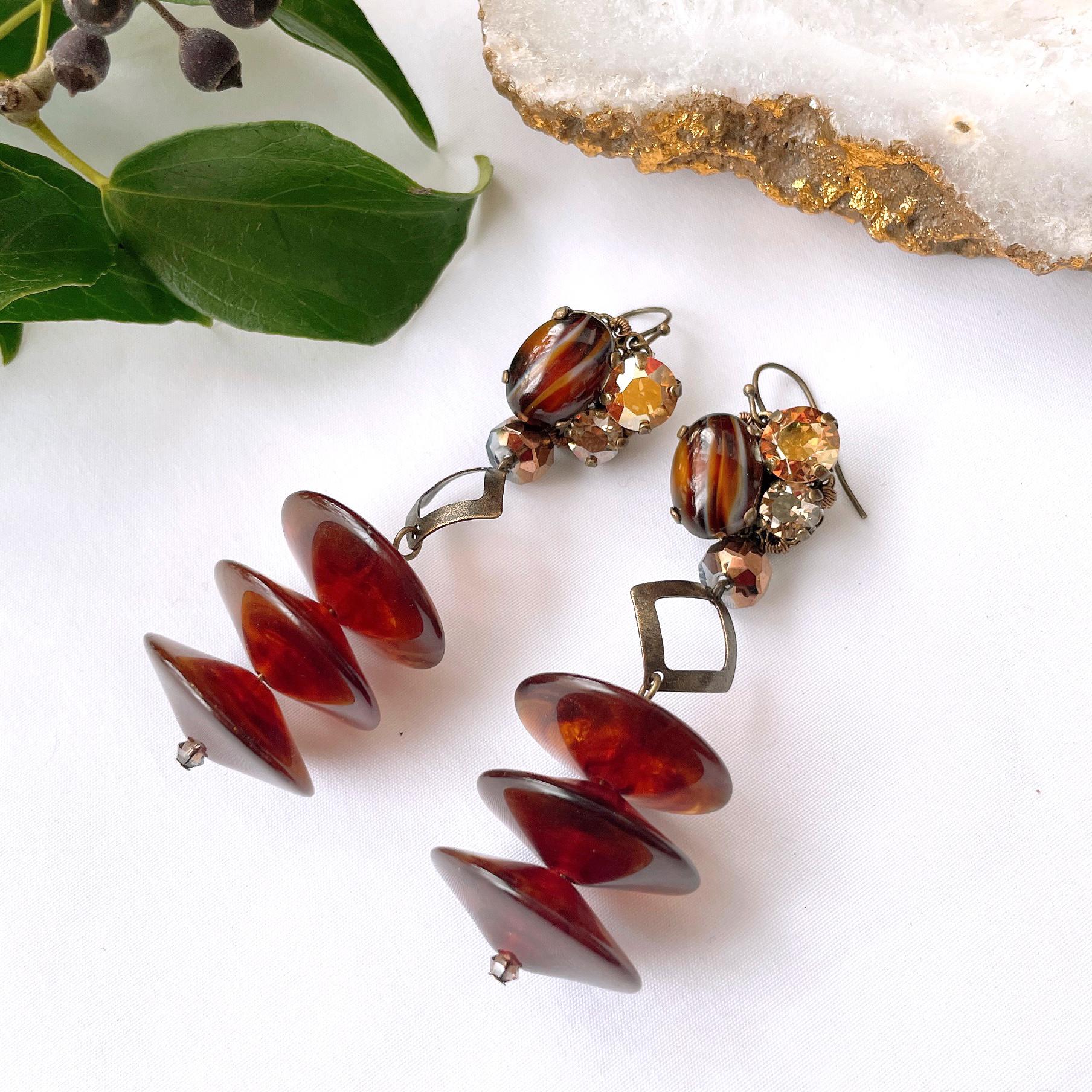 【送料無料★一点物】琥珀色のビジューピアス - Dimbula ディンブラ - 透明感のあるテラコッタカラー♪