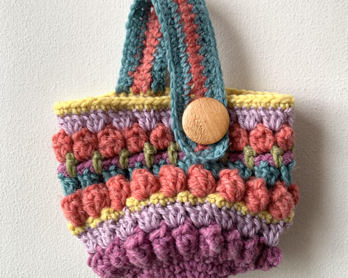 Wander スパンコール付き かぎ針編み ミニバッグ Crochet a stylish shoulder mini bag in three summer colors