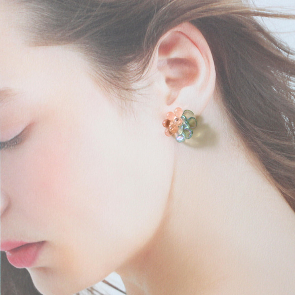 flower earrings (葉桜) 4枚目の画像