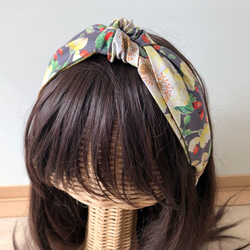 リバティの結びカチューシャ　  ドーセットローズ　グレー 5枚目の画像