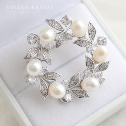 Stella Bridal＊ギフトや入学式などにも＊キュービックジルコニア オリーブ・リース ブローチ シルバー 1枚目の画像