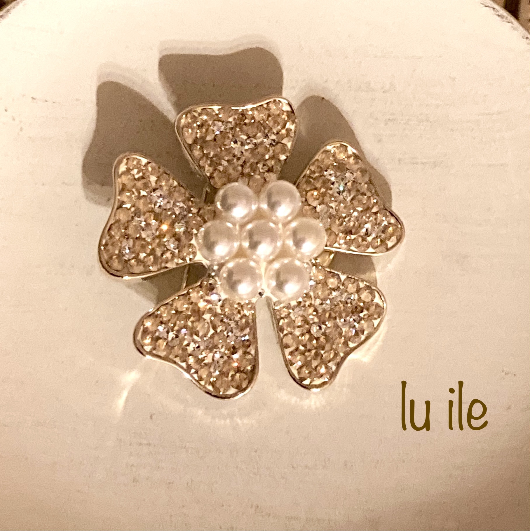lu ile ＊ 2way お花ブローチ スワロフスキー ＜ パール × ゴールド　＞♪ グルーデコ
