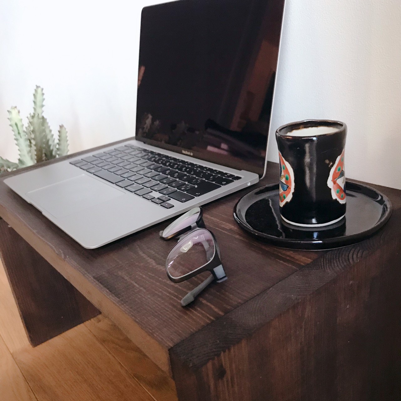 キレイな木目のキッズテーブル/パソコン台【 折りたたみオプション可⠀】