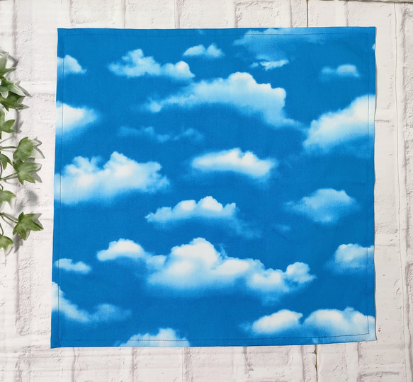 リアルな青空柄42×42正方形ランチクロス＆給食袋のセット【小学校給食用】 3枚目の画像