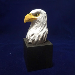 木彫刻 アート『 ハクトウワシ 』　鷲　鳥　動物　芸術 アート  手彫り　松 3枚目の画像