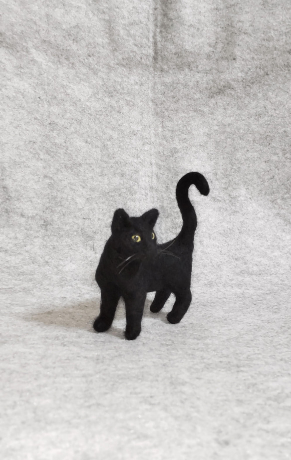【羊毛フェルト】ミニミニ黒猫☆ 2枚目の画像
