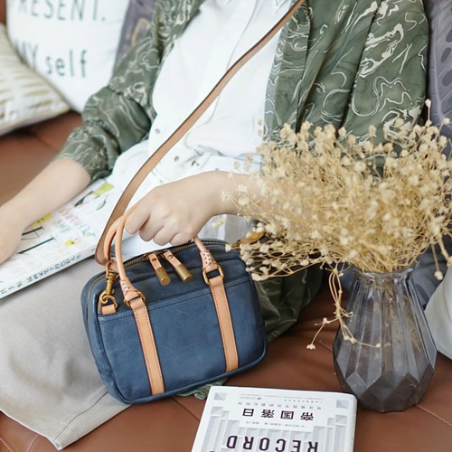 115 2022年新品 レザー 本革 レディース メンズ 牛革ショルダーバッグ