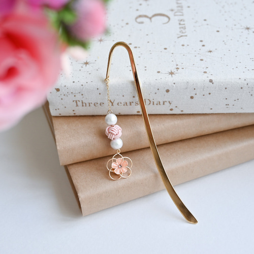 ころんと可愛いブックマーカー ワイヤーフラワーとつまみ細工 春色