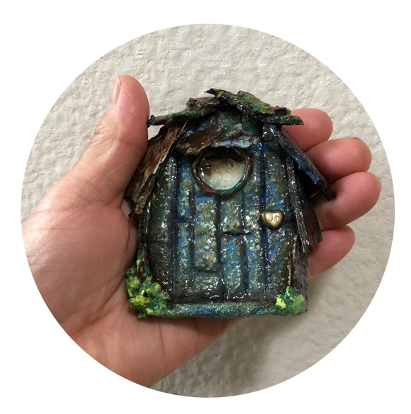 ミニチュア「hanako3様ご依頼　青い森の扉」　送料込み　モルタル自然素材で作ったアウトドア気分になれる雑貨 3枚目の画像