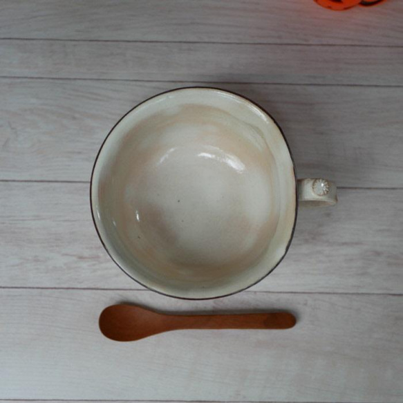 ハロウィン　スープカップ (金の涙）　陶器　 4枚目の画像