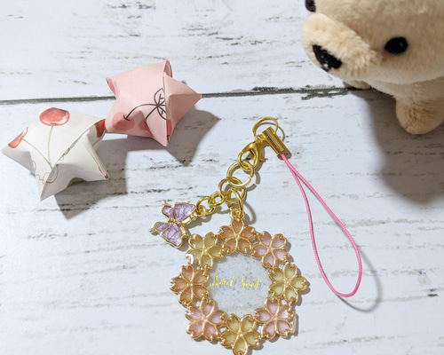 専用ページ　レジンキーホルダー　春の桜くまちゃんキーホルダー　３点 桜 キーホルダー レジンキーホルダー 桜 春 桜キーホルダー