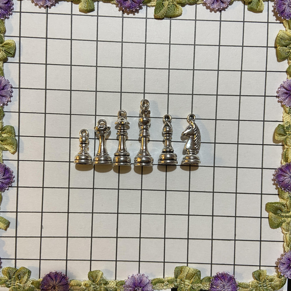 チャーム/チェス・6個セット 2枚目の画像