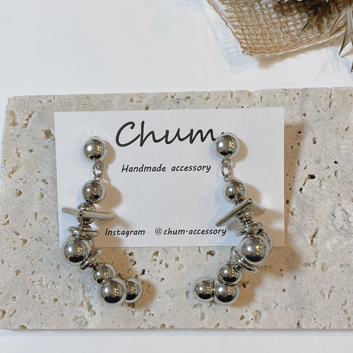 シルバーピアス／イヤリング 個性的ピアス ハンドメイド ピアス 
