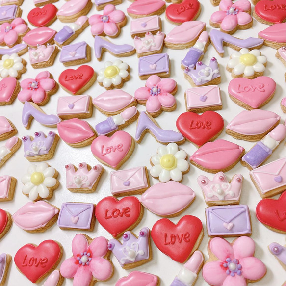 【すぐに発送可能・バレンタインに間に合う】バレンタインモチーフのミニアイシングクッキーのセット1袋 6枚目の画像