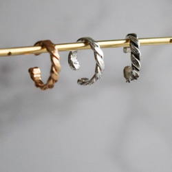 【 Ti Leaf Lei Ear Cuff /ティリーフレイイヤーカフ②】Silver925 + K18GP 6枚目の画像