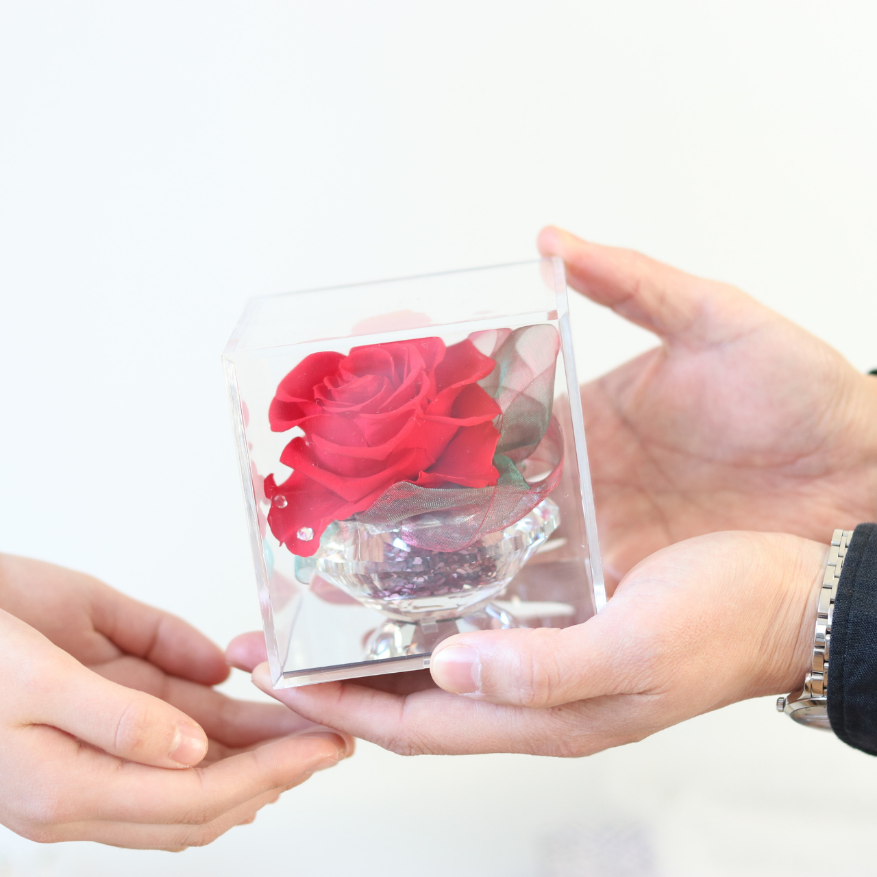 【ギフトラッピング・メッセージカード 無料】上質 プリザーブドフラワー アレンジメント 専門店  ボックス 記念日