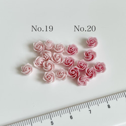 小さい薔薇のパーツ 12個 No.19 薄いくすみピンク 2枚目の画像