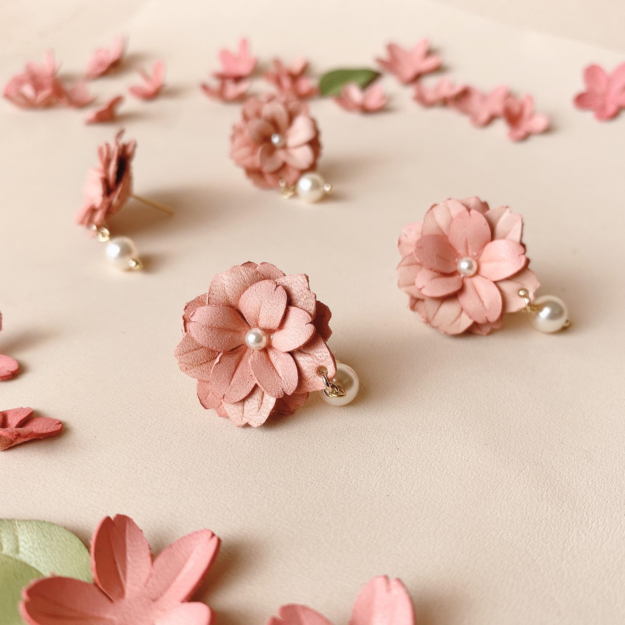 ☆❤️  桜　さくら　花びら　春　パール　ピアス　イヤリング　ハンドメイド ☆❤️ 桜　さくら　花びら　春　パール　ピアス　イヤリング　ハンドメイド