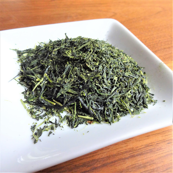 【送料無料】特上かぶせ茶　うまみと甘みのまろやかなかぶせ茶【特上かぶせ茶　葉月】たっぷり（Mサイズ）105g 5枚目の画像