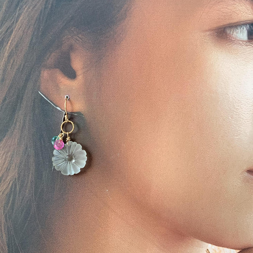 14kgf*フロストグリーンアメジストのお花カービングピアス／イヤリング