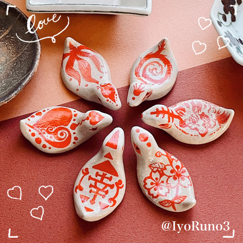 ツチノコの箸置き(6個1セット)アルビノ 箸・箸置き 異夜のアトリエ