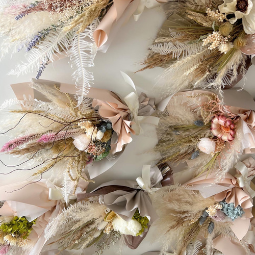 アネモネとテラコッタオレンジのスワッグブーケ プリザーブドフラワー sold～ アネモネとテラコッタオレンジのスワッグブーケ プリザーブド