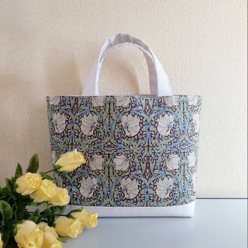 ウィリアムモリス♣︎Pure Poppy♣︎ハンドメイドバッグ 2025年最新