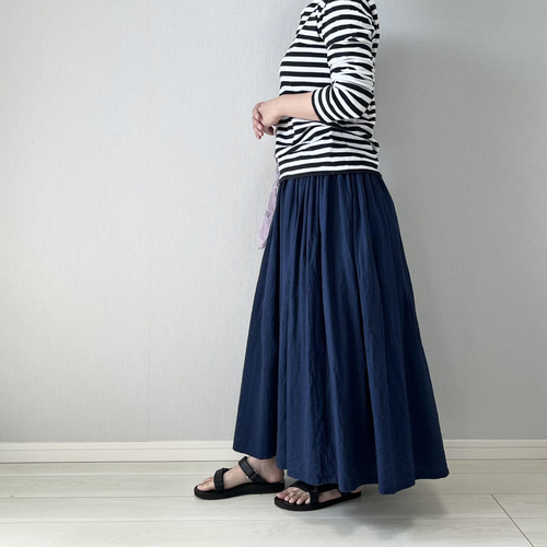 上質ベルギーリネンのダンガリースカート デニムネイビー ロング