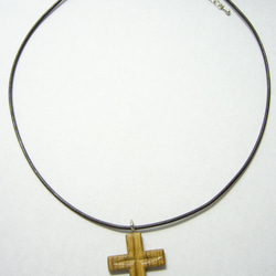 チークの木製クロス・ネックレス「Jesus」 2枚目の画像