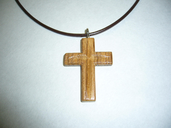 チークの木製クロス・ネックレス「Jesus」 6枚目の画像