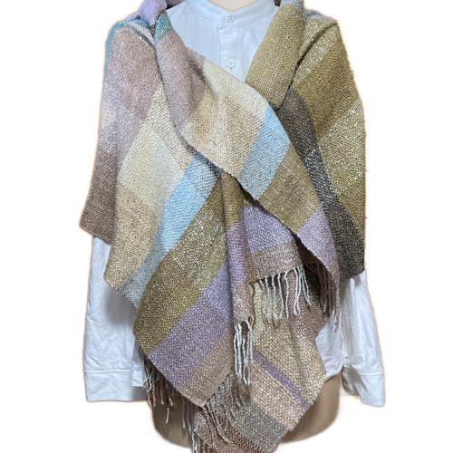 手つむぎ真綿の手織りストール ストール 工房おりをり 通販｜Creema  