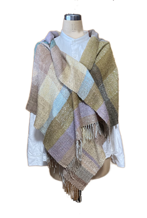 手紬、手織り膝掛けまたは、ストール 