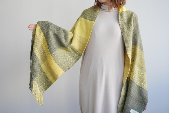 手つむぎ真綿の手織りストール 14枚目の画像