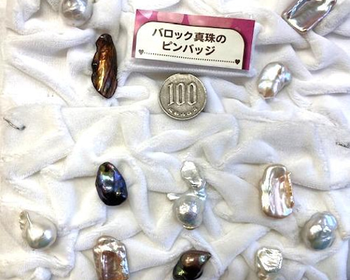 変な形の真珠ばかりのピンバッジ 男女兼用でネクタイピン 変な形の真珠ばかりのピンバッジ 男女兼用でネクタイピン