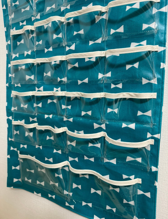 新柄追加お薬カレンダー✳︎オーダメイド・１週間３ポケット　下ポケット有り専用　ウォールポケット　くすり入れ　アクセサリー 3枚目の画像