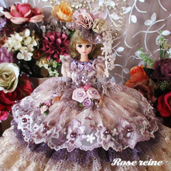 sold k様ご予約品 アンネローゼ王妃 薔薇の花園 アンティークモーブのロイヤルプリンセスドールドレス 2枚目の画像
