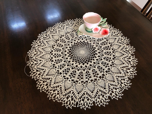 ☆.*レース編みドイリーhandmade.*☆ レース編みドイリー 六角形モチーフ 約34cm - メルカリ