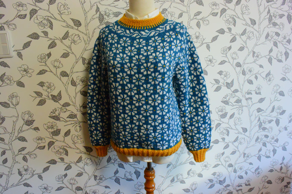 サイト限定価格ブルーグリーンの小花セーター 4枚目の画像