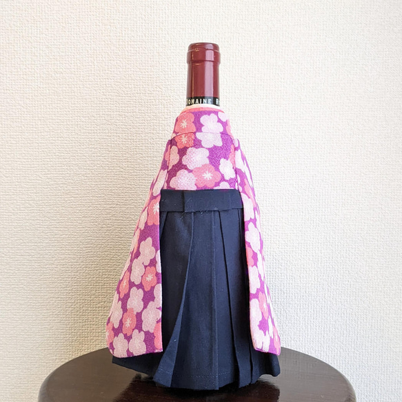 祝卒業　袴　振り袖　ワインボトル　日本酒 3枚目の画像