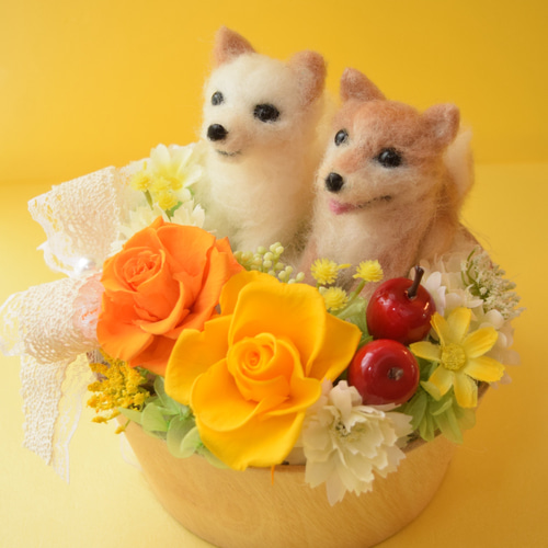 羊毛フェルトのペットフラワー 全犬種（ドール2個 花2輪） 羊毛